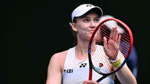 Rybakina vence Swiatek e enfrentar&aacute; Pegula nas semifinais do Aberto da Austr&aacute;lia