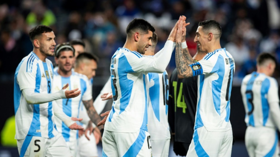Argentina golea 3-0 a El Salvador en su primer amistoso del a&ntilde;o