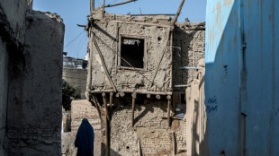 Dezenas de afeg&atilde;s s&atilde;o impedidas de estudar nos Emirados &Aacute;rabes Unidos