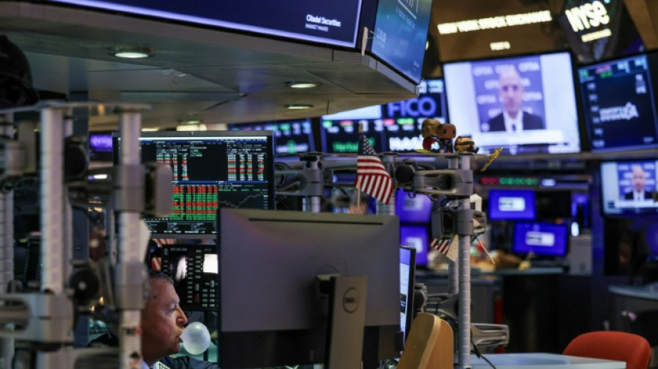 Wall Street ouvre en hausse avant une fin de semaine tronqu&eacute;e