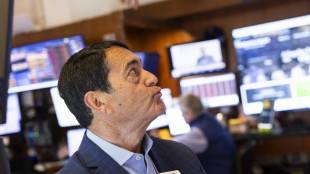 Wall Street apre contrastata, Dj +0,28%, Nasdaq -0,74%