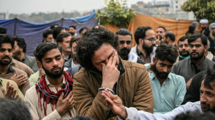 Pakistan: un attentat-suicide fait plus de 30 morts et 130 bless&eacute;s dans une mosqu&eacute;e chiite