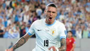 Uruguai quer avan&ccedil;ar em 1&ordm; &agrave;s quartas da Copa Am&eacute;rica; EUA luta pela sobreviv&ecirc;ncia