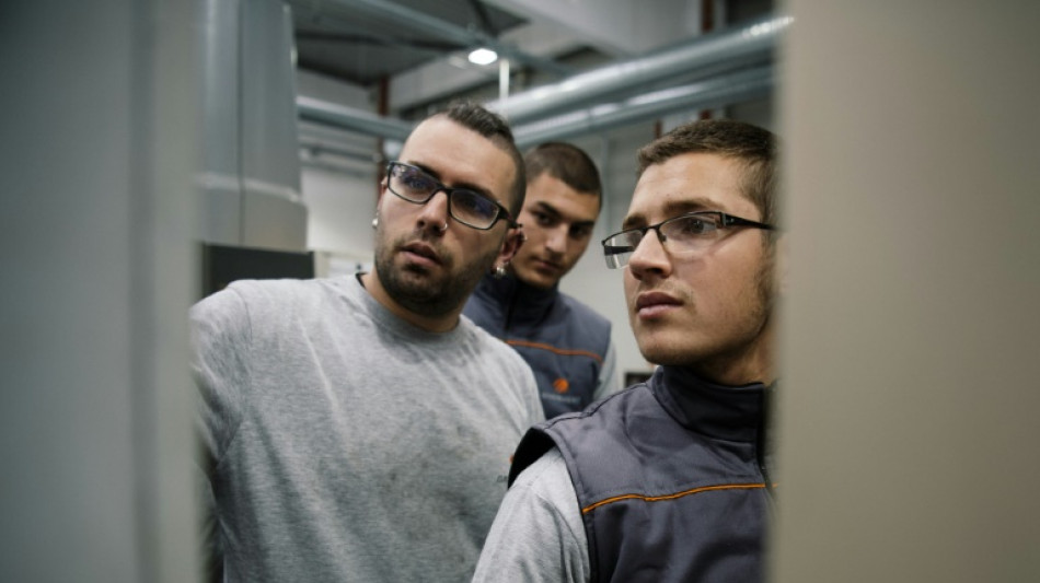 Arbeitsminister und DIHK rufen Betriebe zur Vergabe von Praktikumspl&auml;tzen auf