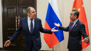 Los jefes de la diplomacia de Rusia y China se entrevistan en Bali antes de la reuni&oacute;n del G20