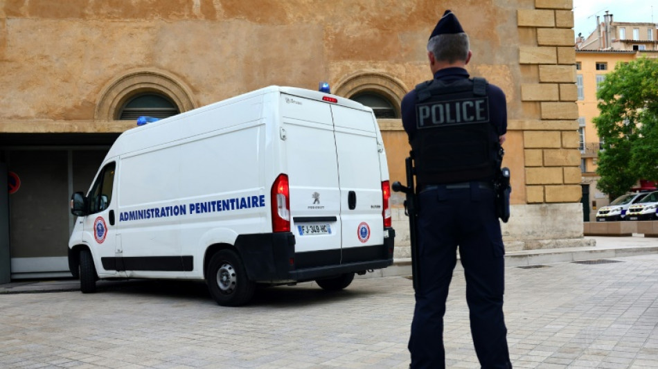 Violences sur Hedi: le policier reste en d&eacute;tention provisoire