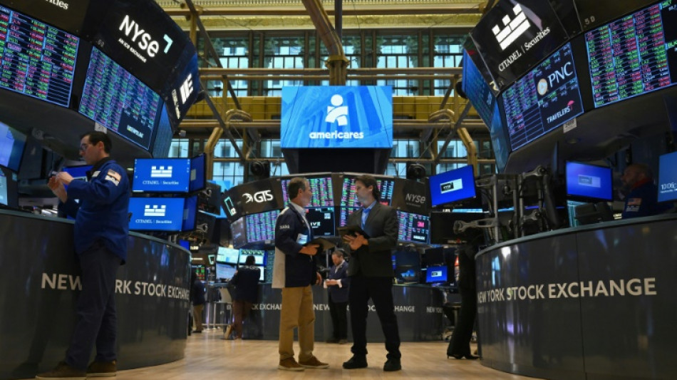 Wall Street ouvre en ordre dispers&eacute; avant une d&eacute;cision de la Fed