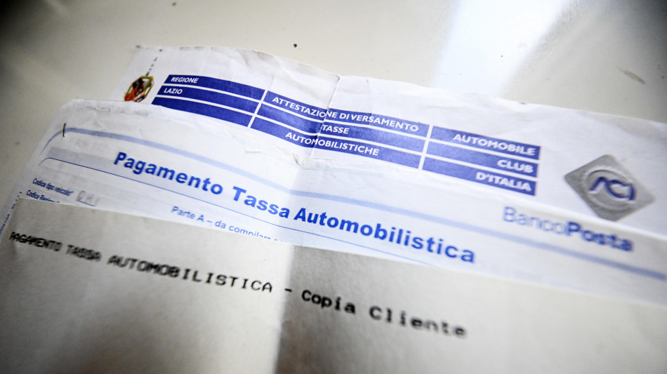 In manovra stop bollo auto fino 133 Kw per famiglie numerose
