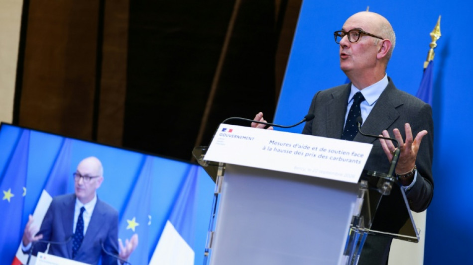Carburants: le gouvernement prolonge et &eacute;largit l'aide aux grands rouleurs pour contenir l'inqui&eacute;tude des Fran&ccedil;ais