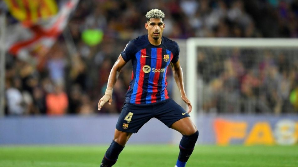Barca's Araujo poised to miss World Cup after injury with Uruguay