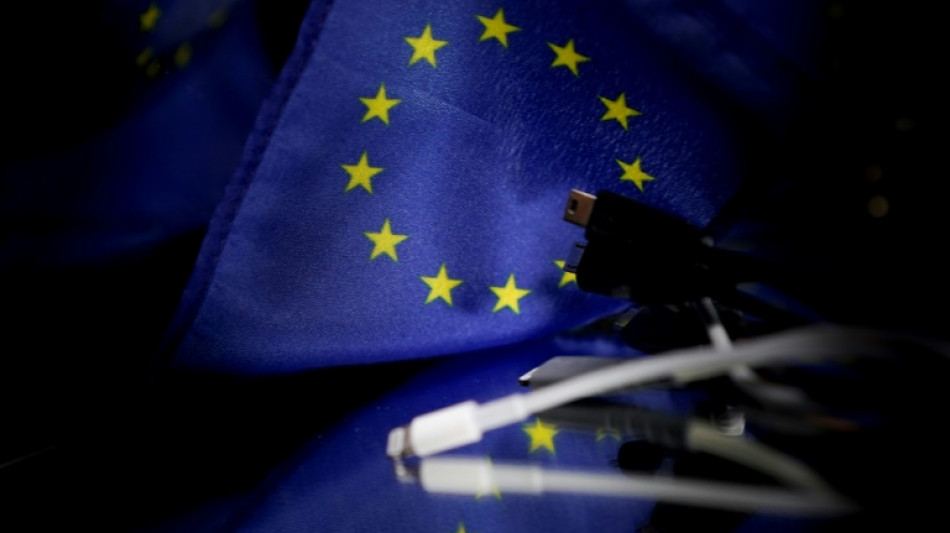 EU-Parlament stimmt &uuml;ber einheitliche Handy-Ladestecker ab