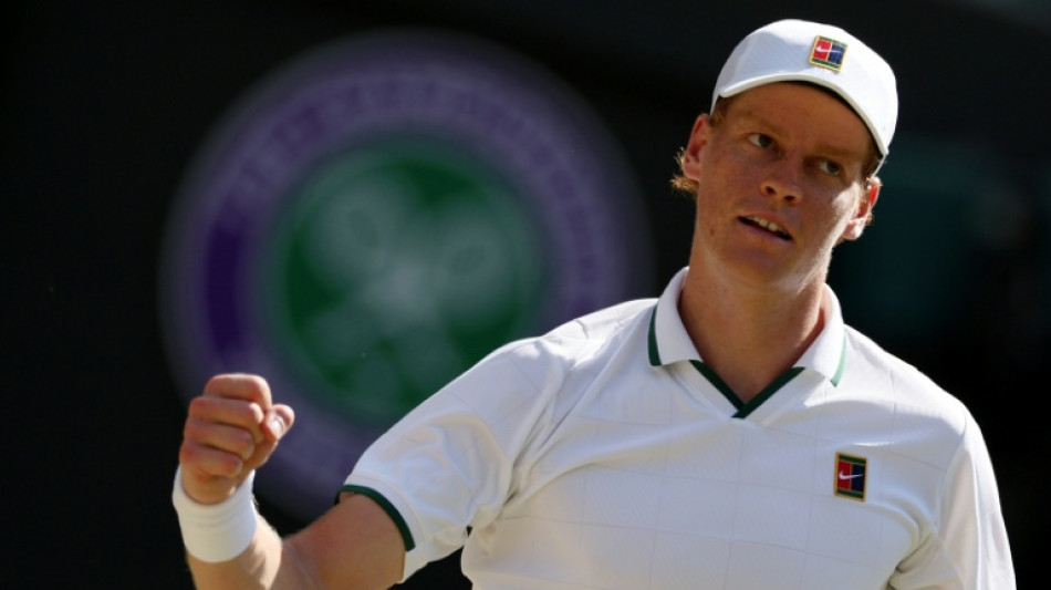 Jannik Sinner est&aacute; fora do Masters 1000 de Cincinnati por les&atilde;o no joelho