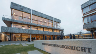 Karlsruhe: Hessische Befugnisse f&uuml;r Verfassungsschutz teils verfassungswidrig