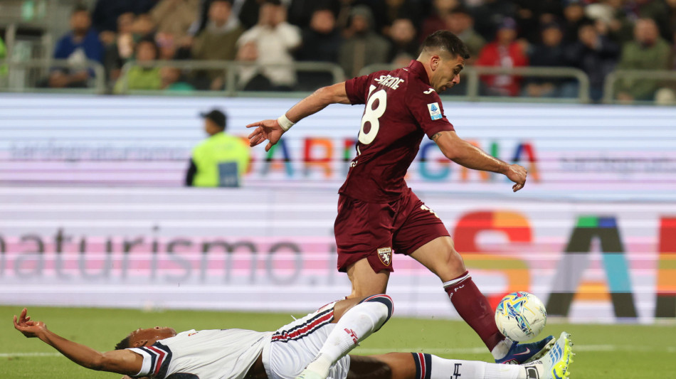 Calcio: Torino ok in Coppa Italia, con la Carrarese basta Simeone