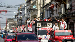 Oposici&oacute;n tailandesa realiza &uacute;ltimos esfuerzos antes de las elecciones