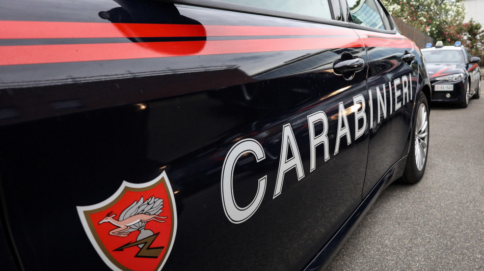Esplosione durante sgombero abitazione, muoiono 3 carabinieri