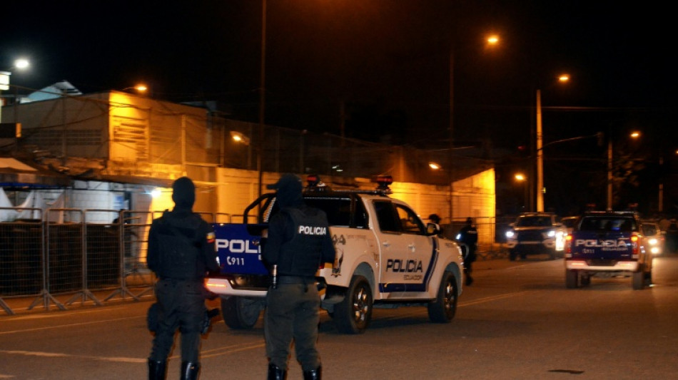 Al menos 31 presos mueren en una c&aacute;rcel de Ecuador durante una jornada violenta