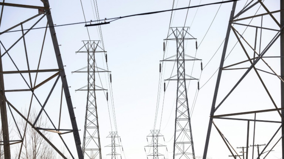 Trump accuse le Canada d'abuser des droits de douane apr&egrave;s une surtaxe de l'Ontario sur l'&eacute;lectricit&eacute;