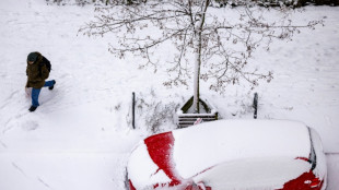 Spuren im Schnee f&uuml;hren Polizei in Detmold zu Kioskdieben