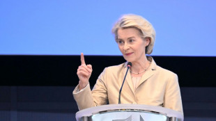 La UE quiere prohibir la importación de gas licuado ruso un año antes de lo previsto