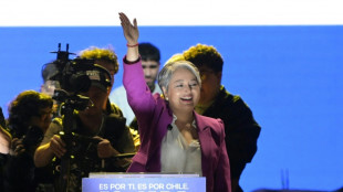 Izquierdista favorita en elecci&oacute;n chilena promete "pragmatismo" con Trump