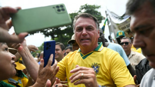 Br&eacute;sil: Bolsonaro qualifie son in&eacute;ligibilit&eacute; de "d&eacute;ni de d&eacute;mocratie" face &agrave; ses partisans