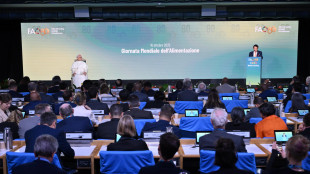 Il Papa, uso della fame come arma di guerra è un crimine