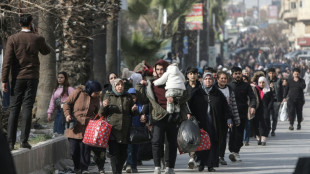 Syria govt demands Kurdish fighters leave Aleppo neighbourhoods