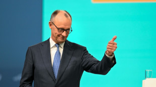 R&uuml;ckendeckung f&uuml;r den Kanzler: CDU-Parteitag best&auml;tigt Merz klar als Vorsitzenden