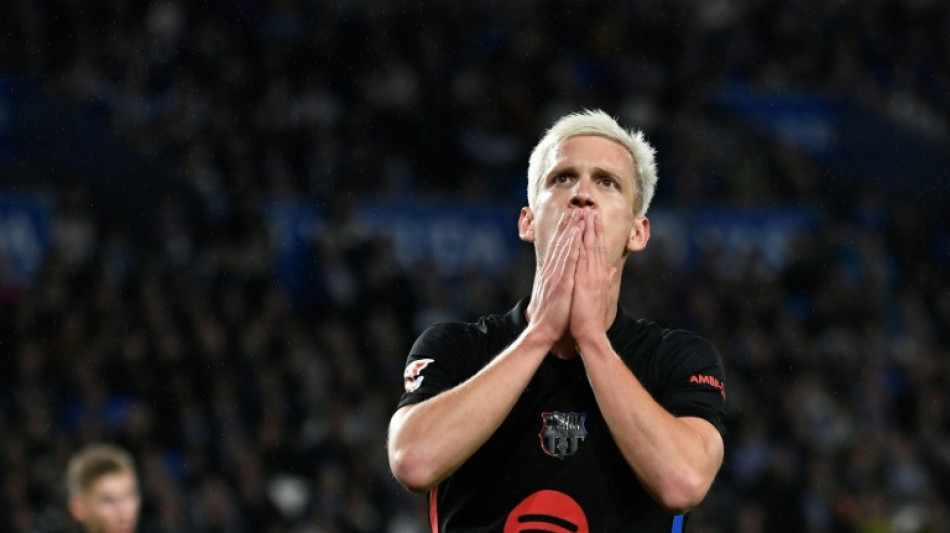 LaLiga exclui Dani Olmo da lista de jogadores inscritos do Bar&ccedil;a