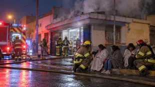 Incendio destruye un minimarket en Tacna y afecta a tres mujeres