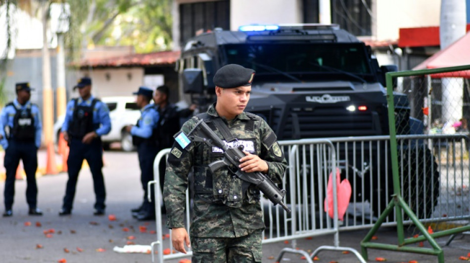 Hondurenhos completam 2 semanas sem saber quem ser&aacute; seu futuro presidente