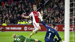 Calcio: Lazio-Taylor affare fatto, olandese atteso in serata a Roma