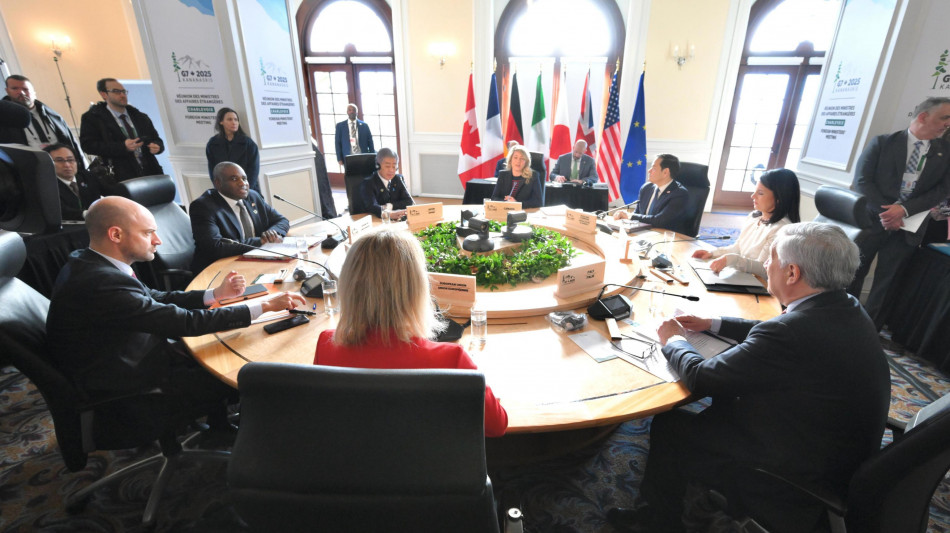 Bozza G7,Russia accetti tregua a parit&agrave; di condizioni Kiev