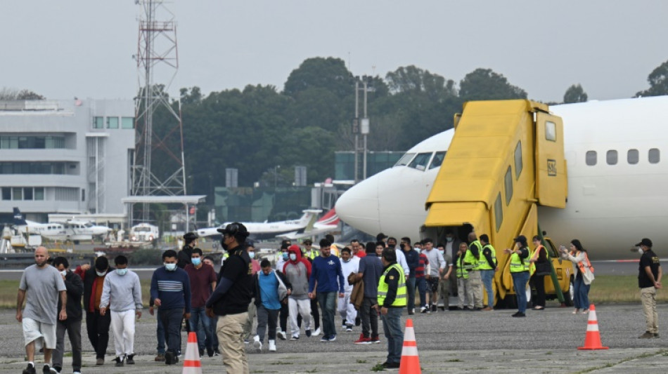 Guatemala y EEUU anuncian "oficinas seguras" para frenar migraci&oacute;n ilegal