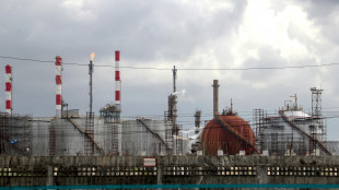 Giù il prezzo del petrolio dopo il rinvio di Trump su Iran