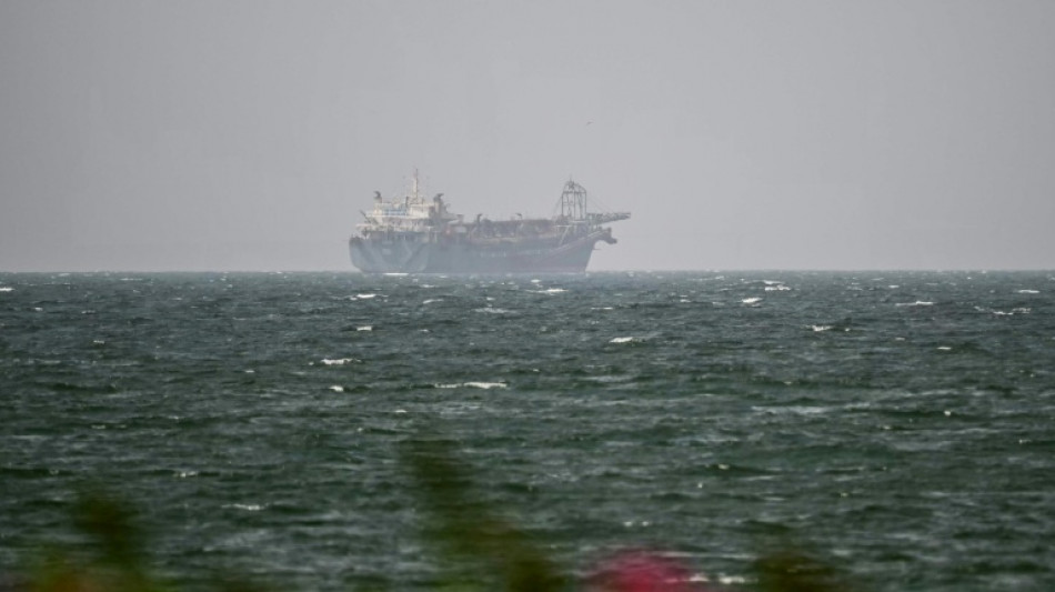 Washington esp&egrave;re un accord d'ici mercredi sur Ormuz, le p&eacute;trole chute