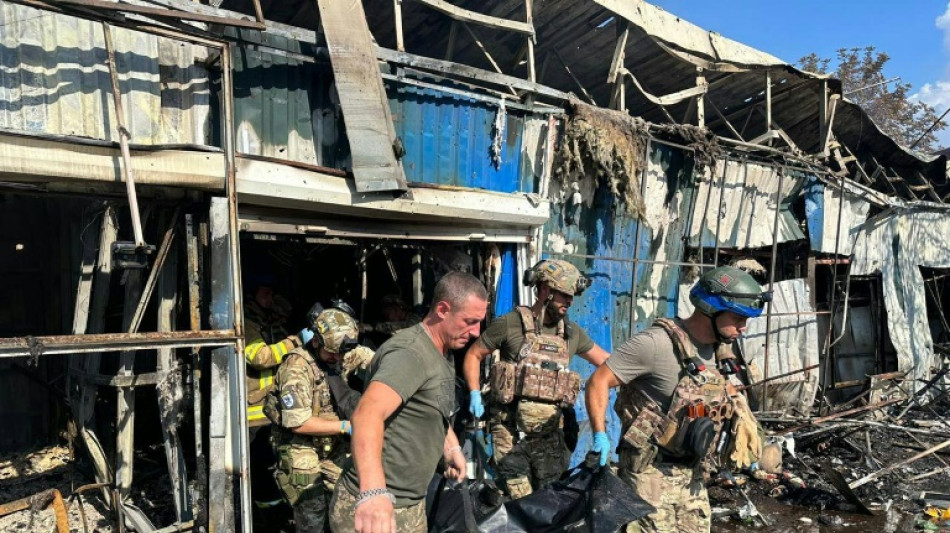 EUA anuncia nova ajuda &agrave; Ucr&acirc;nia, que lamenta 17 mortos em ataque russo