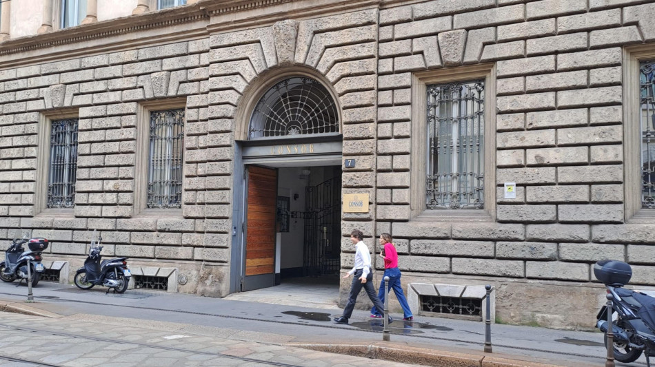 Consob blocca la pubblicit&agrave; di servizi finanziari abusivi