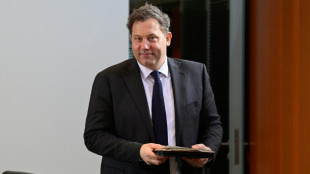 Klingbeil schlie&szlig;t Steuererh&ouml;hungen nicht aus - aber Vorrang f&uuml;r Einsparungen