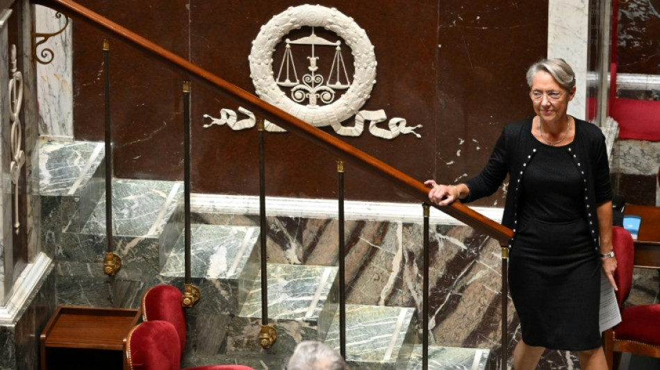 Budget de la S&eacute;cu: nouveau revers pour l'ex&eacute;cutif devant l'Assembl&eacute;e, un autre 49.3 attendu