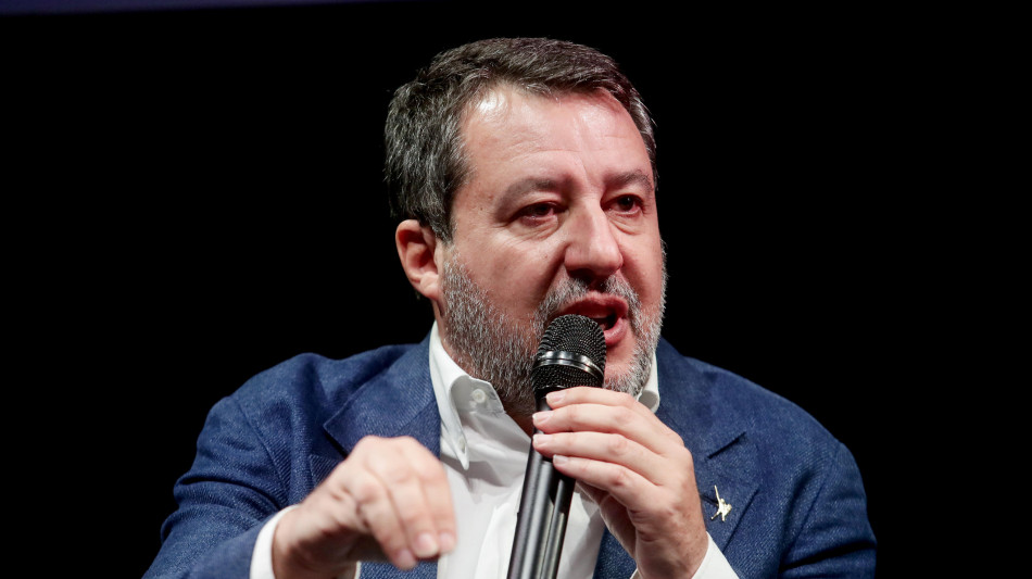 Salvini, fiducioso di superare la legge Fornero, pensione a 64 anni
