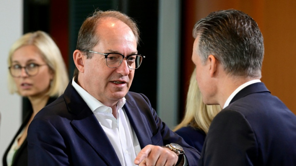 Dobrindt will Sch&uuml;ler auf Kriegsgefahren vorbereiten