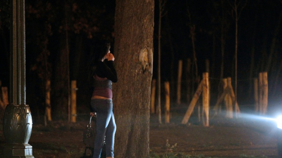 Stress post-traumatique, d&eacute;pression, violences : l'&eacute;tat de sant&eacute; "alarmant" des prostitu&eacute;es