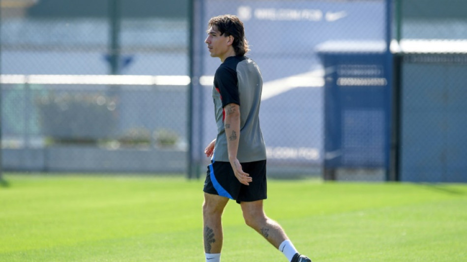 Bellerin calf issue adds to Barca injury worries