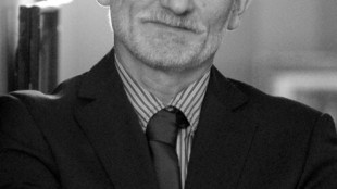 Minsk libera 123 detenuti, anche il Nobel Bialiatski