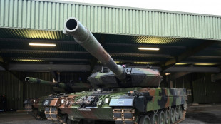 Alemania exhibe los tanques que entregar&aacute; a Ucrania