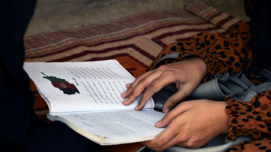 M&auml;dchen kehren in Afghanistans Hauptstadt in Schulen zur&uuml;ck