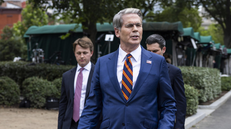 Bessent, possibile accordo per riaprire Hormuz oggi o domani
