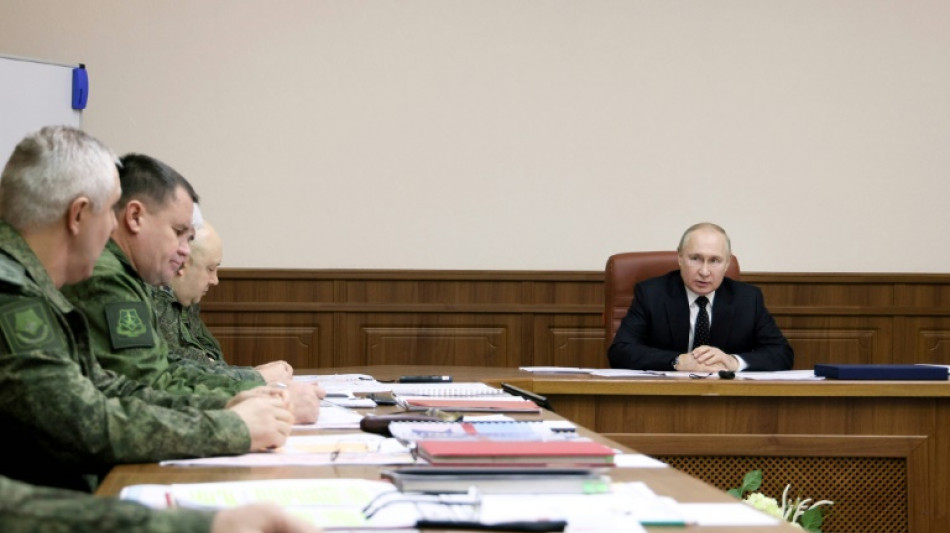 Putin se re&uacute;ne con los altos mandos militares de la operaci&oacute;n rusa en Ucrania
